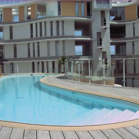 Apartment 3b Pool Penthouse Private Hot Tub Center